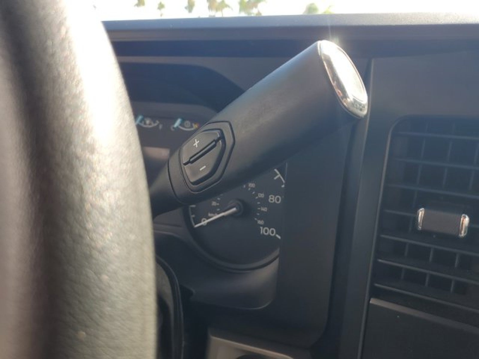 2023 Ford Super Duty F-350 DRW XLT