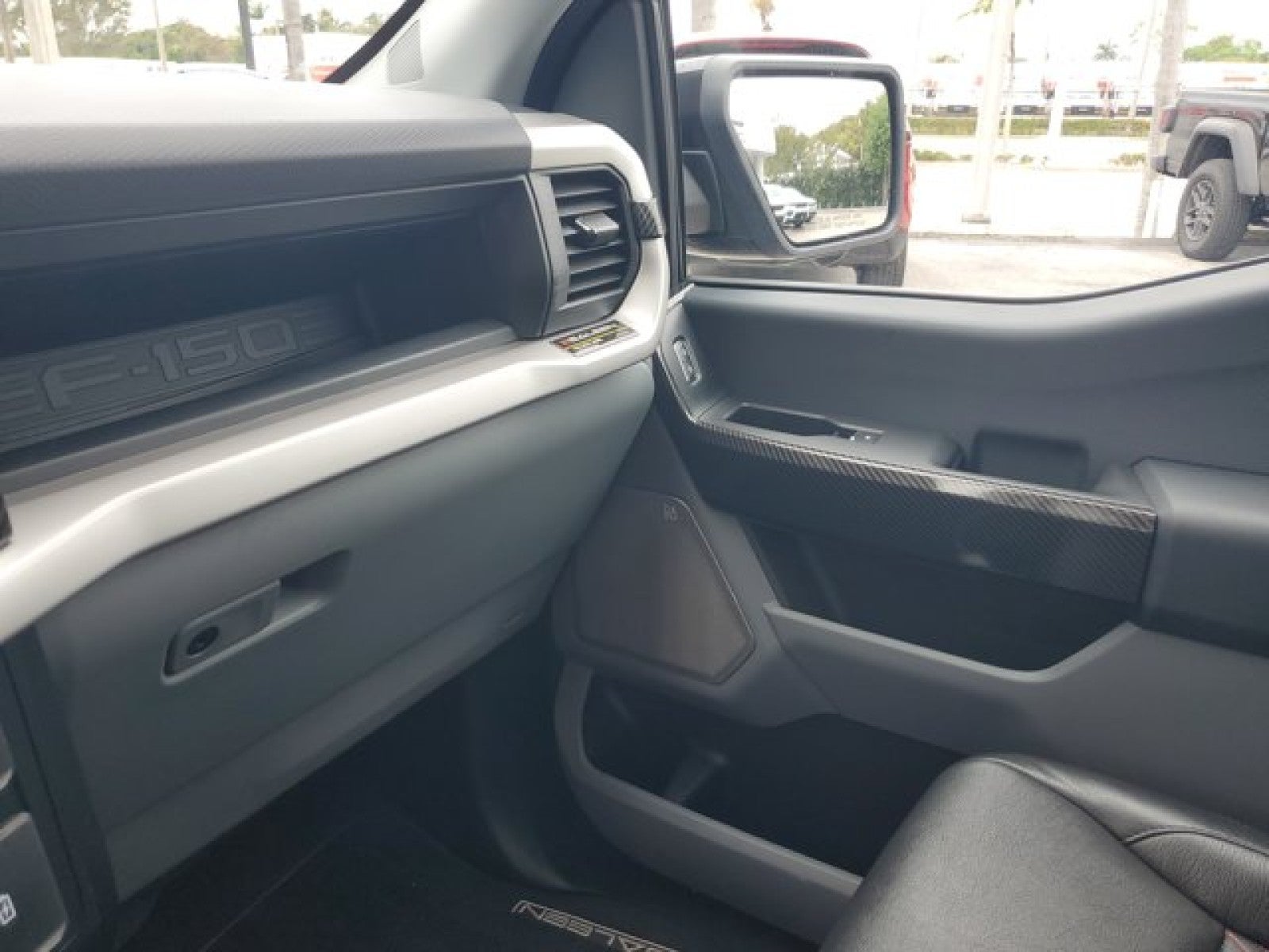 2022 Ford F-150 SALEEN XL