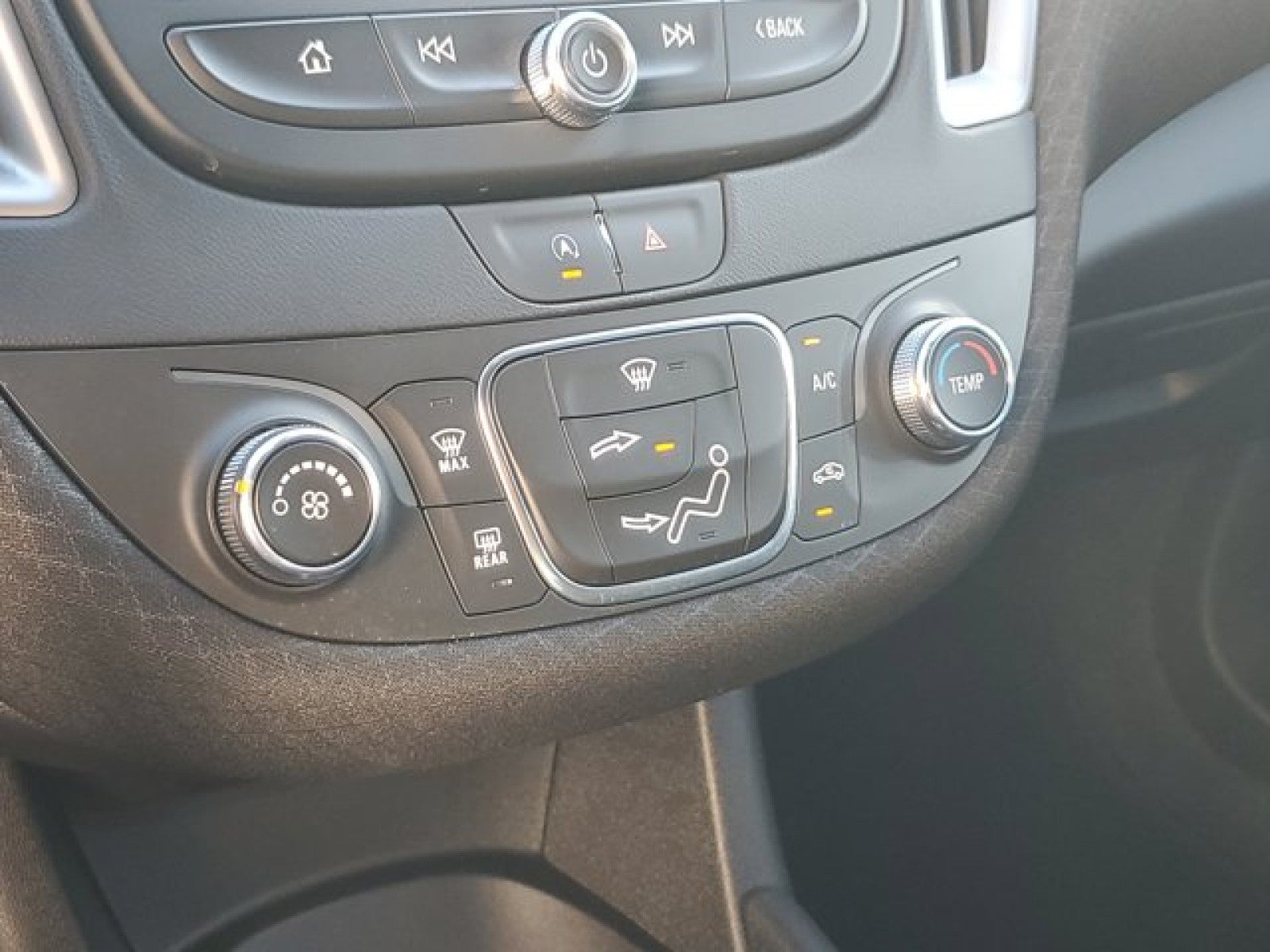 2022 Chevrolet Malibu LS