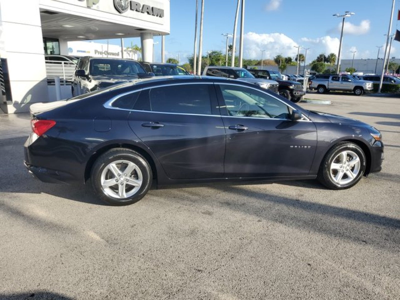 2022 Chevrolet Malibu LS
