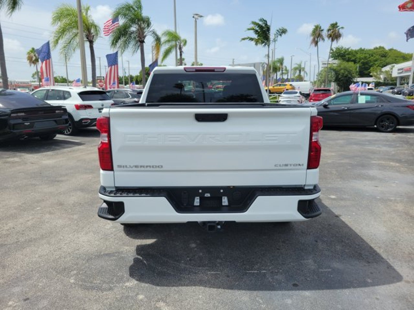 2025 Chevrolet Silverado 1500 Custom