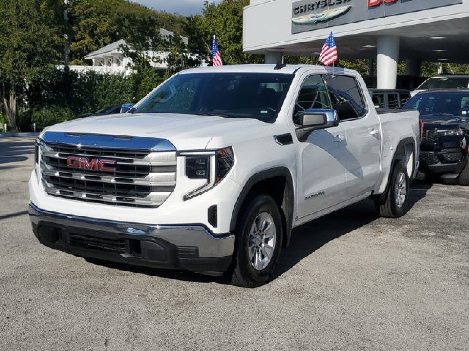 2024 GMC Sierra 1500 SLE