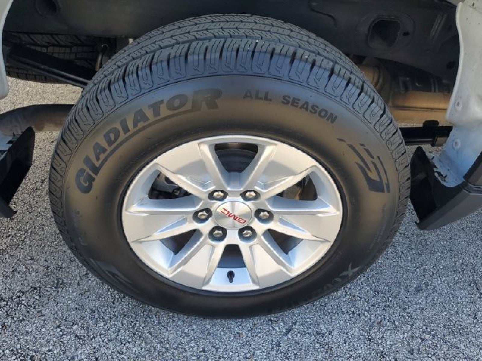 2024 GMC Sierra 1500 SLE