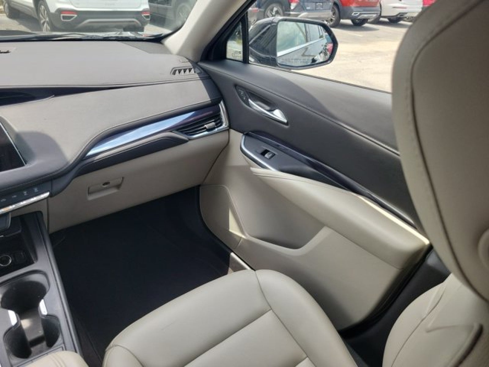 2023 Cadillac XT4 FWD Luxury