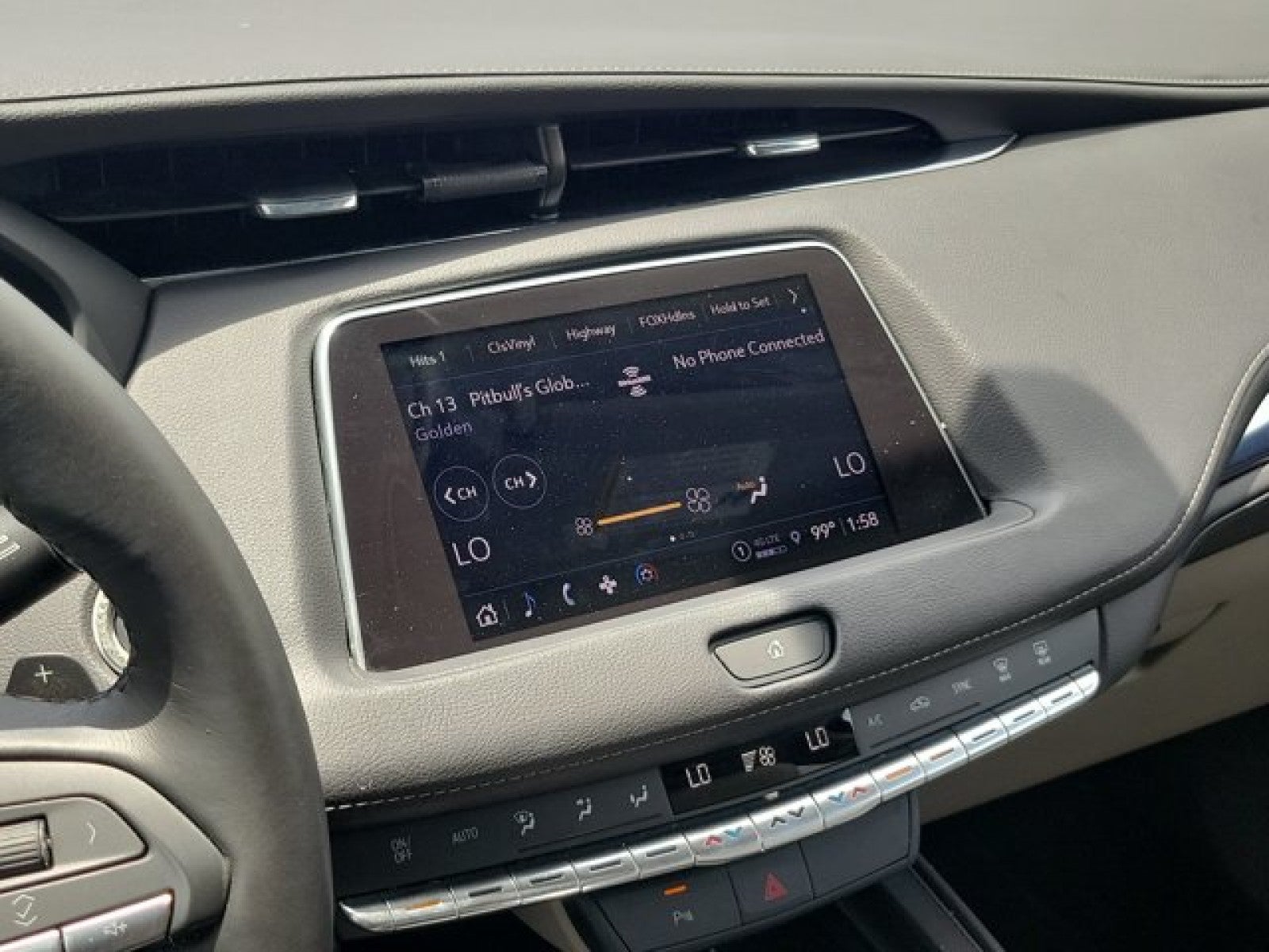 2023 Cadillac XT4 FWD Luxury