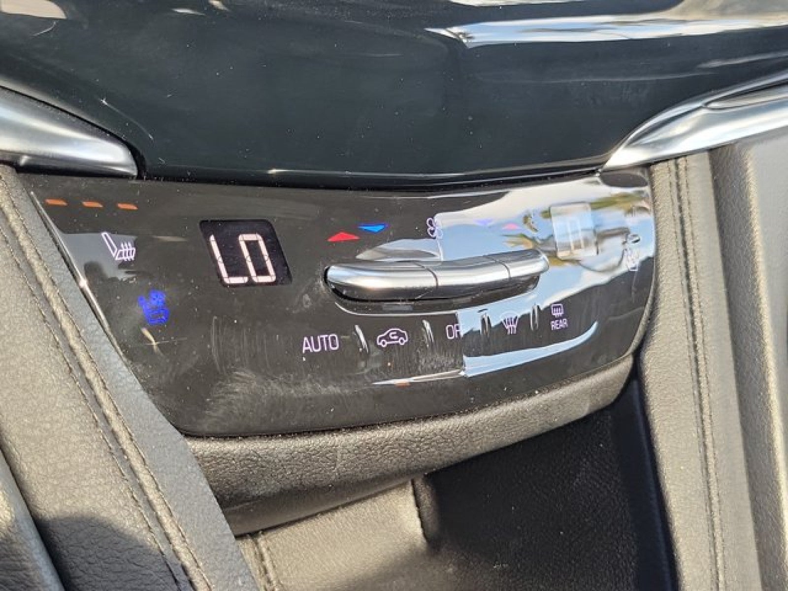 2023 Cadillac XT6 FWD Premium Luxury