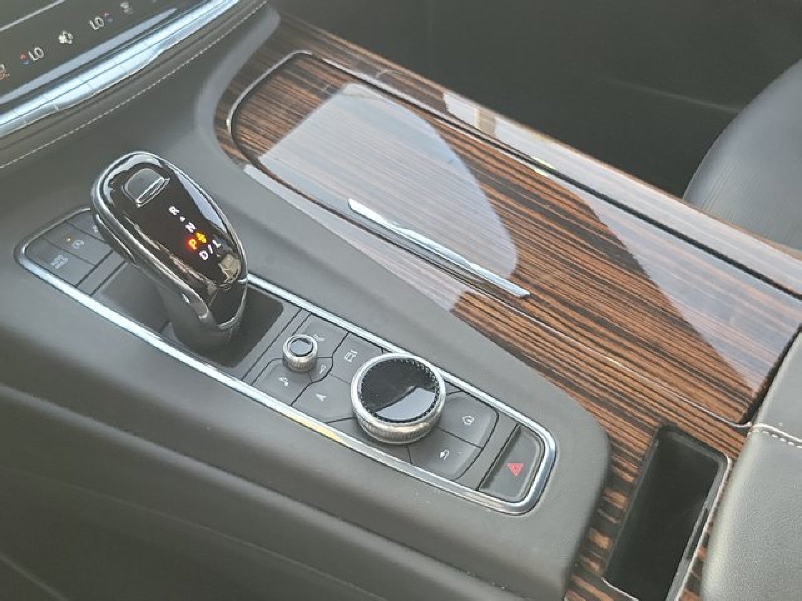 2023 Cadillac Escalade ESV 4WD Premium Luxury