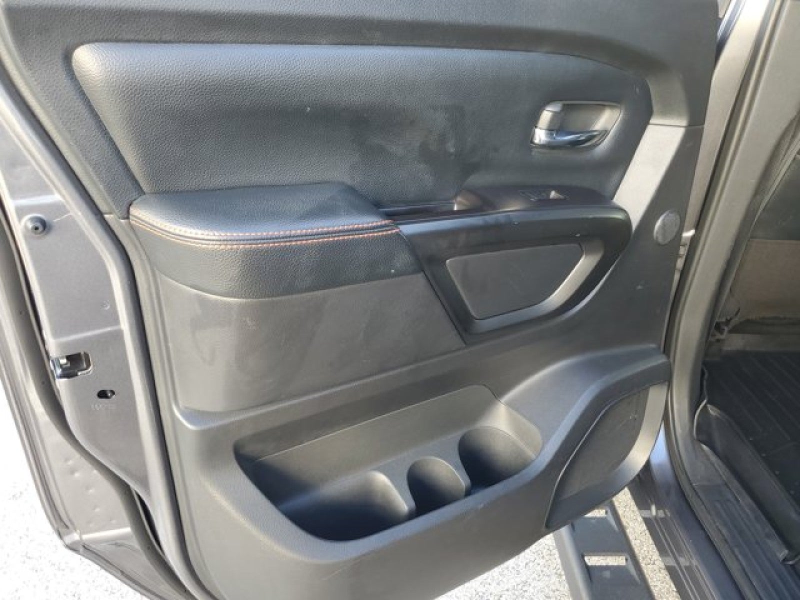 2020 Nissan Titan PRO-4X