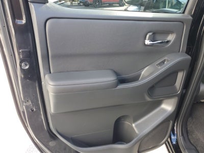 2024 Nissan Frontier SL