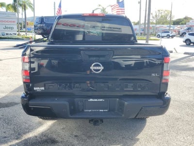 2024 Nissan Frontier SL