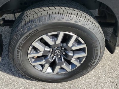 2024 Nissan Frontier SL