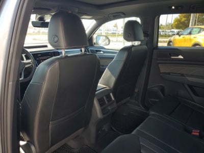 2022 Volkswagen Atlas Cross Sport 2.0T SEL R-Line