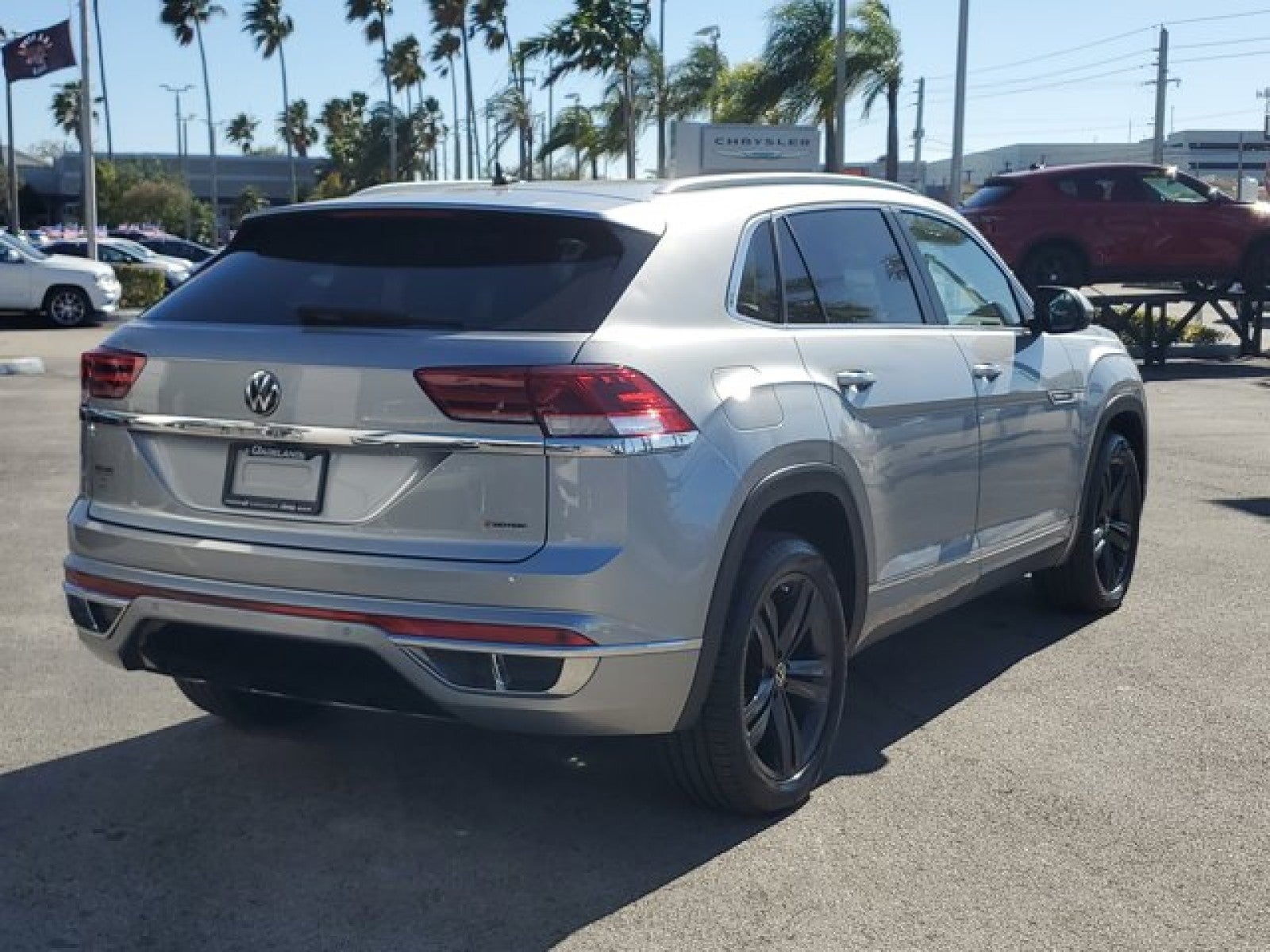 2022 Volkswagen Atlas Cross Sport 2.0T SEL R-Line