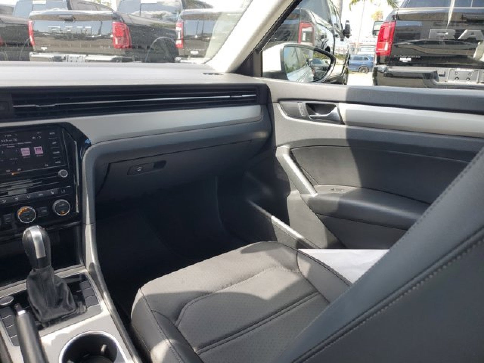 2021 Volkswagen Passat 2.0T SE