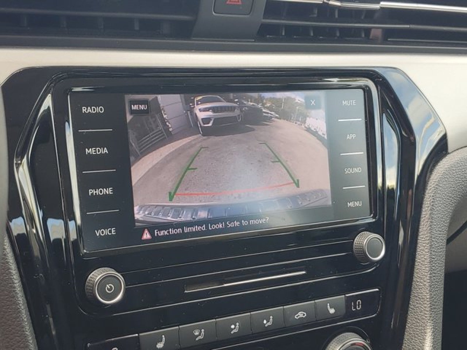 2021 Volkswagen Passat 2.0T SE