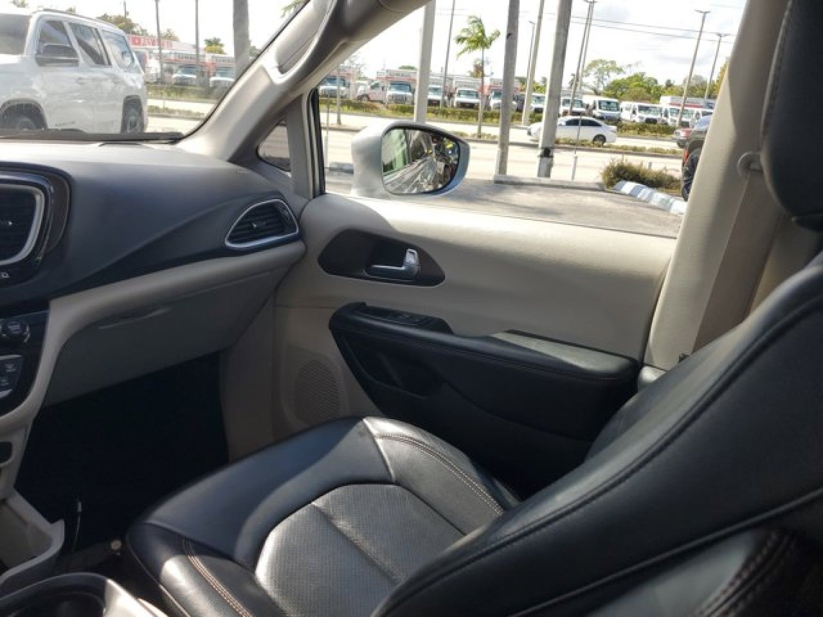 2018 Chrysler Pacifica Touring L