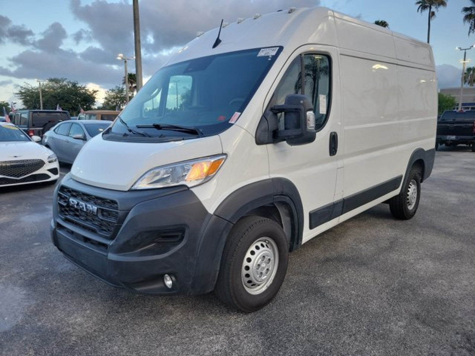 2025 RAM ProMaster Cargo Van Tradesman