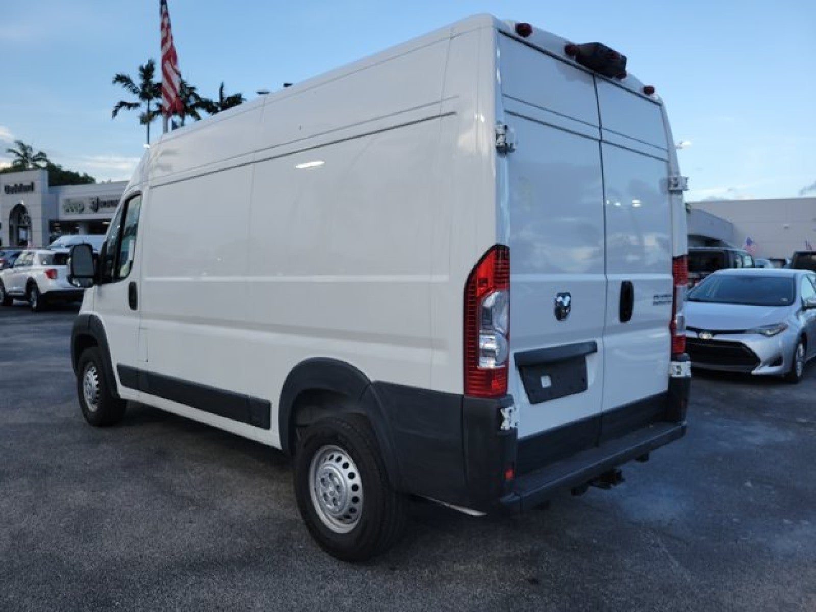 2025 RAM ProMaster Cargo Van Tradesman