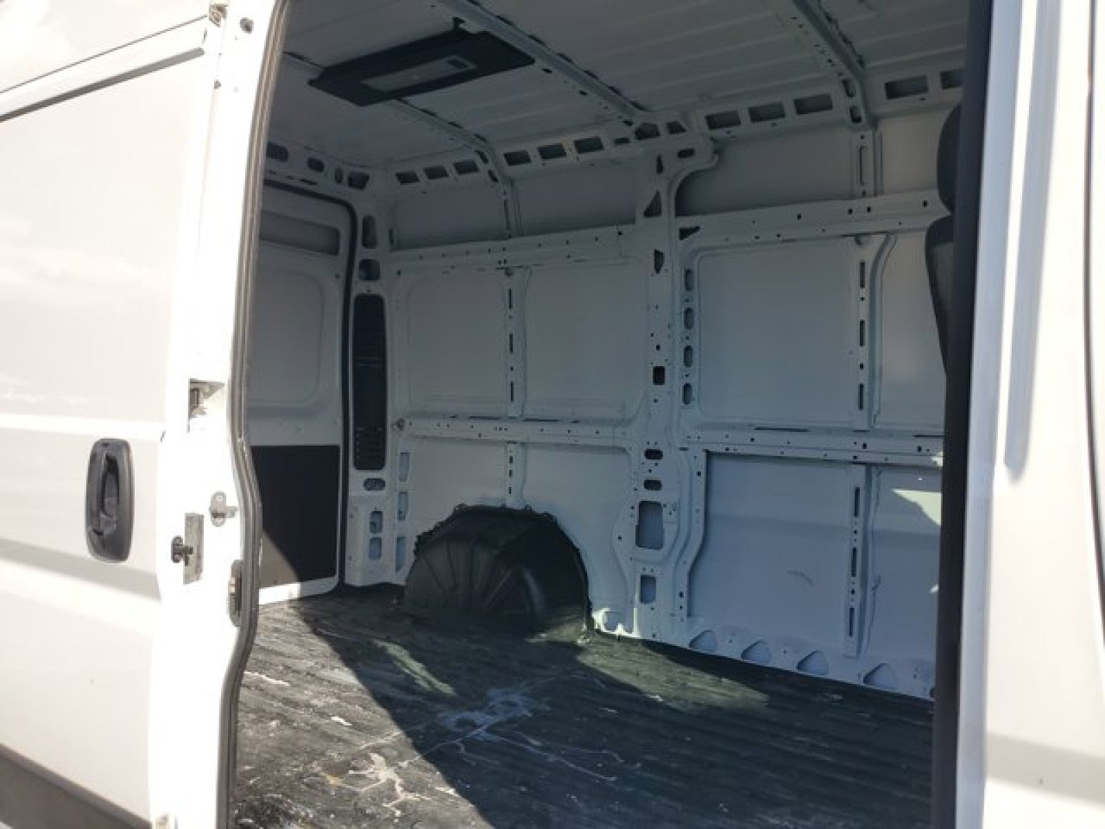 2024 RAM ProMaster Cargo Van Tradesman