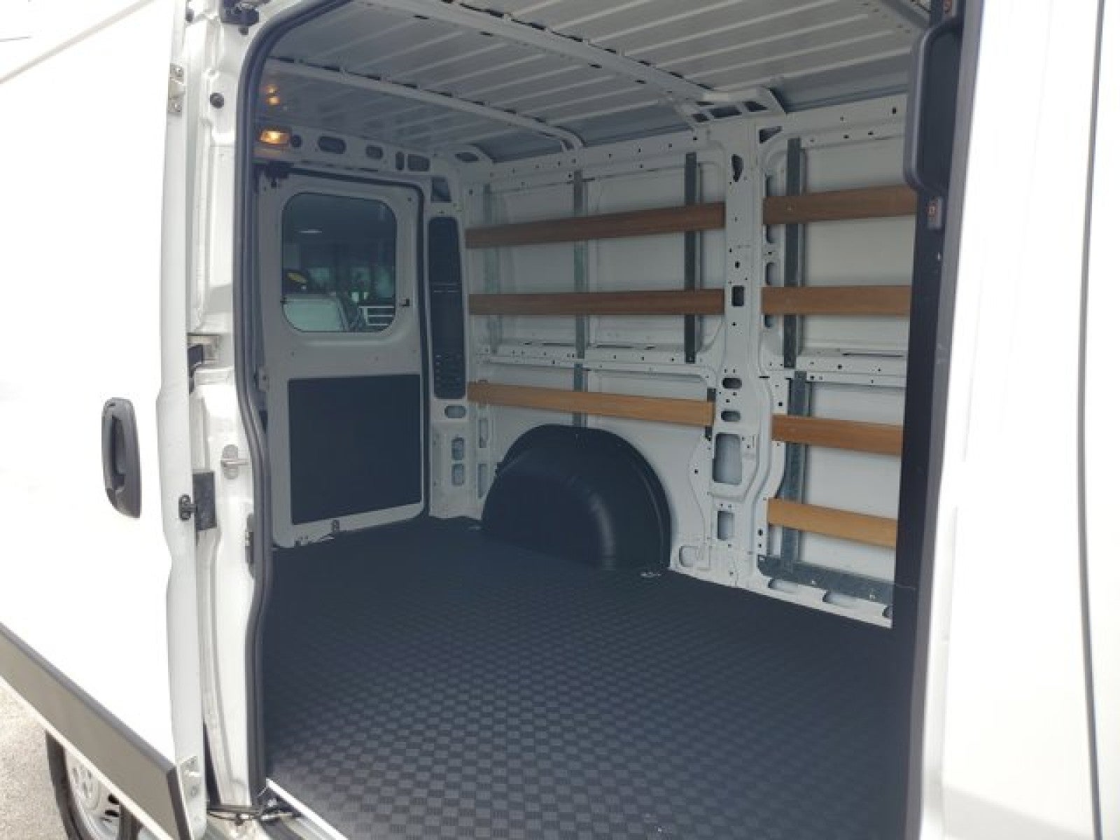 2025 RAM ProMaster Cargo Van Tradesman