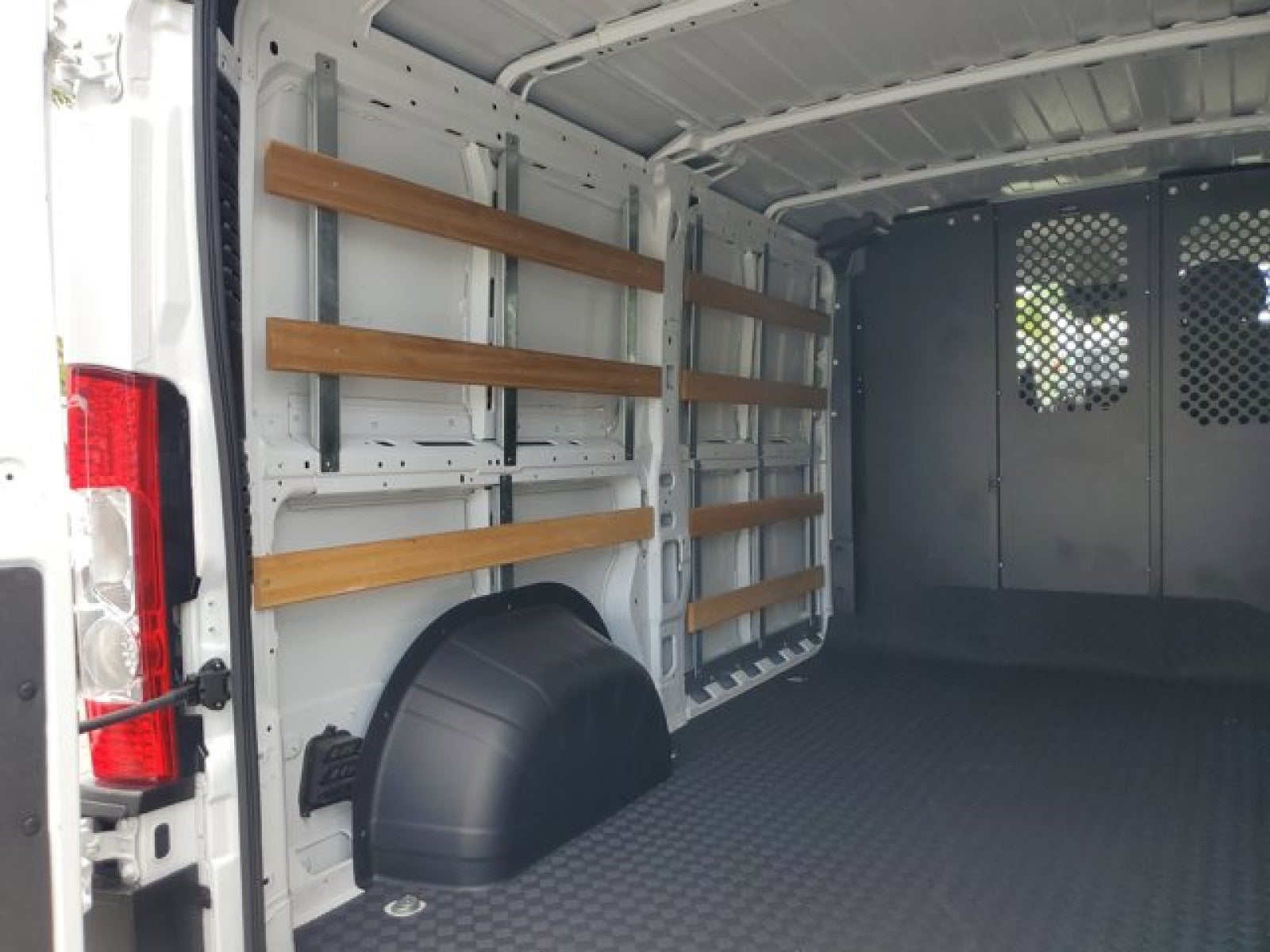 2025 RAM ProMaster Cargo Van Tradesman