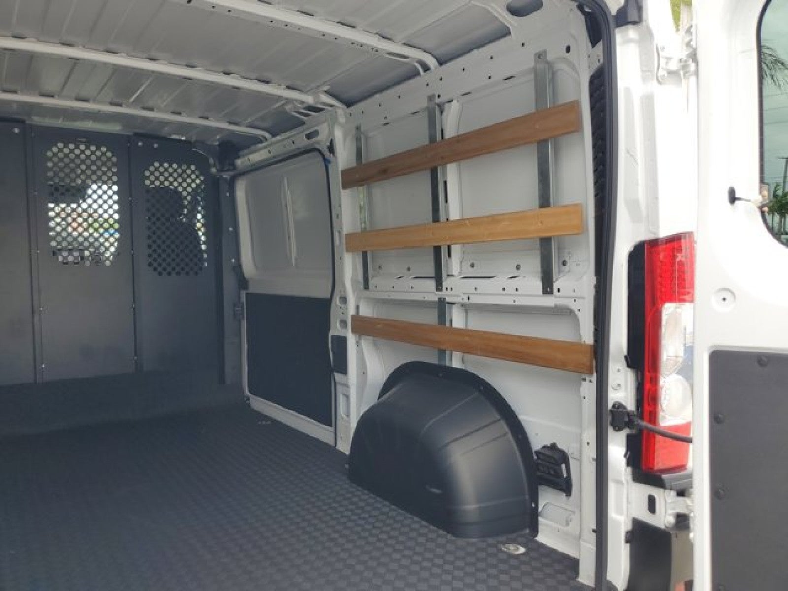 2025 RAM ProMaster Cargo Van Tradesman