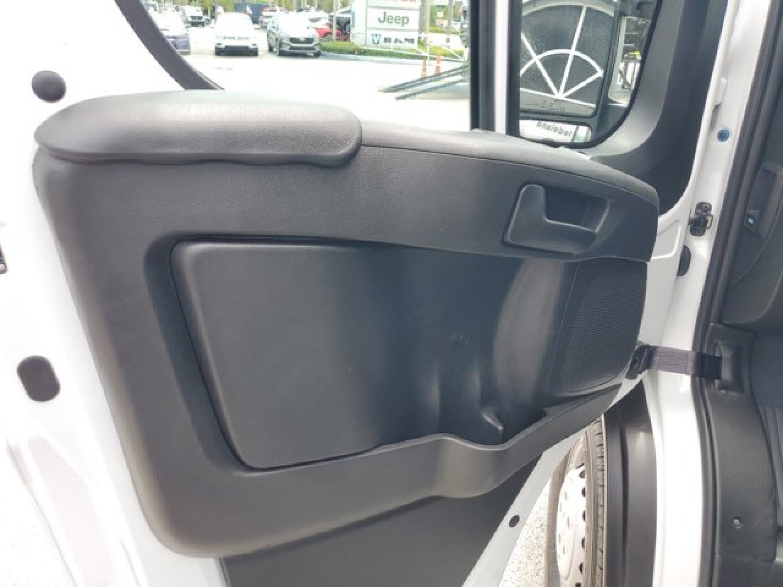 2025 RAM ProMaster Cargo Van Tradesman