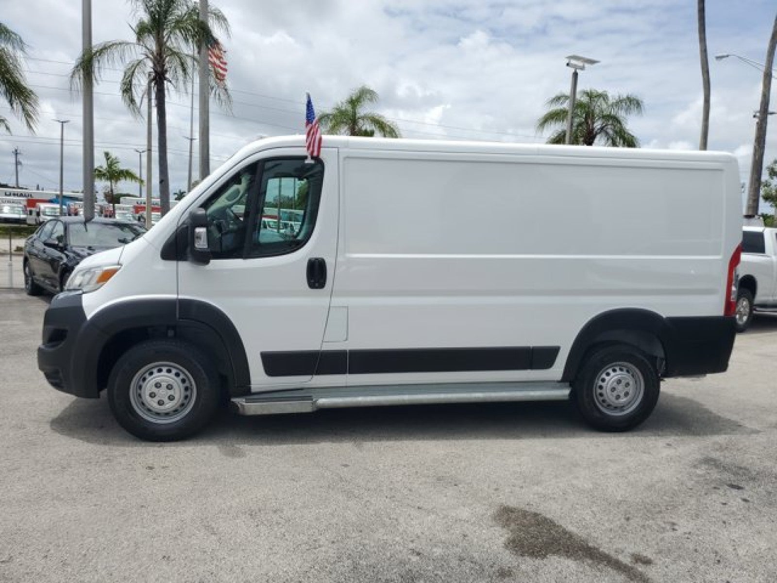 2025 RAM ProMaster Cargo Van Tradesman