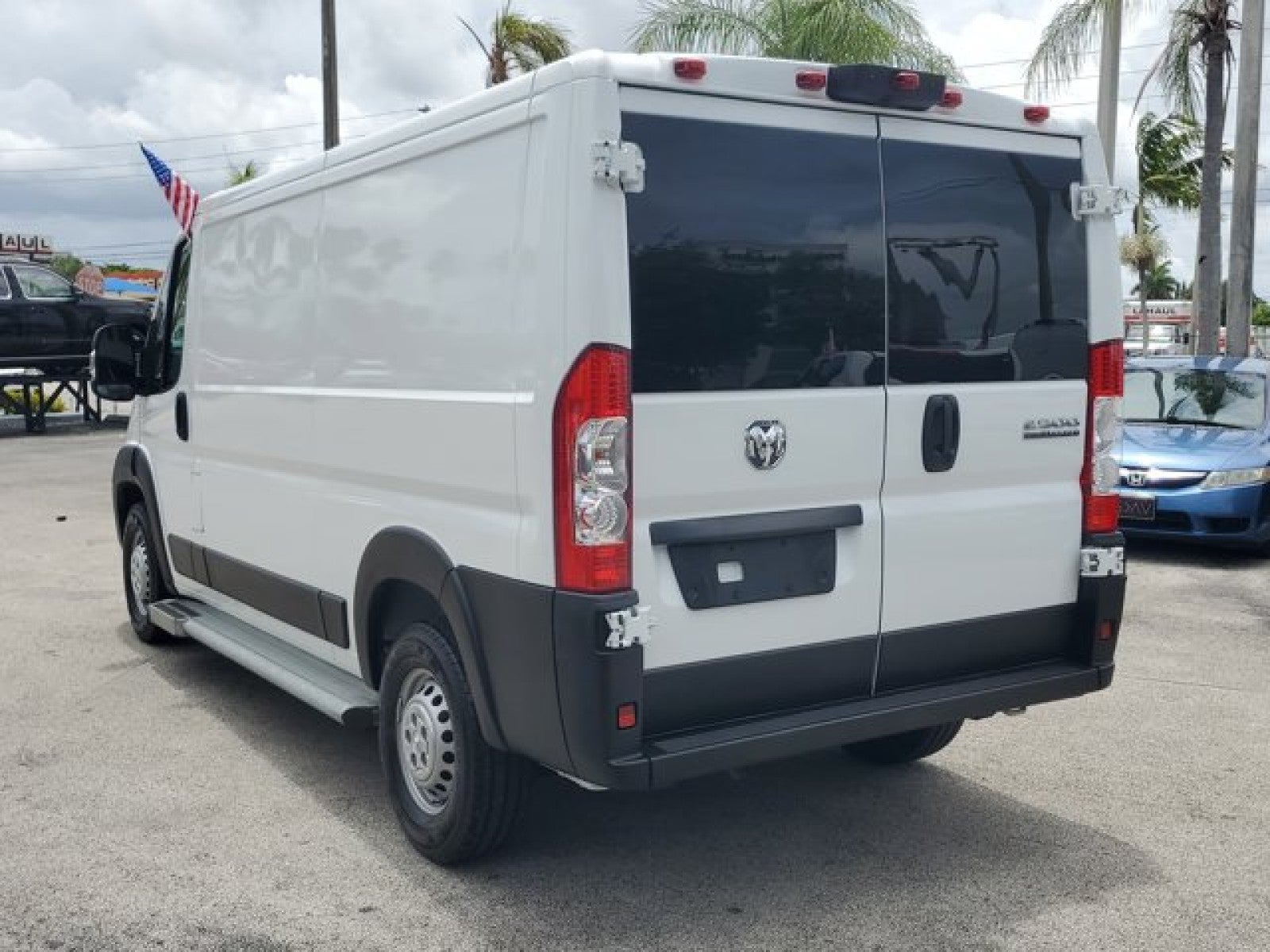 2025 RAM ProMaster Cargo Van Tradesman