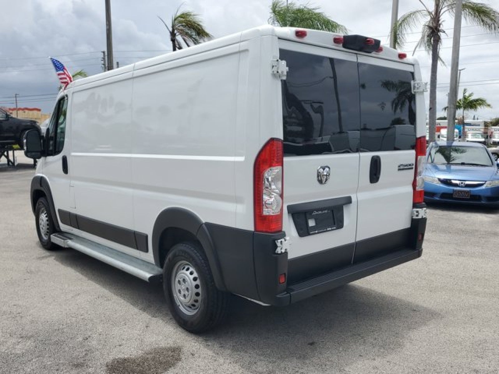2025 RAM ProMaster Cargo Van Tradesman