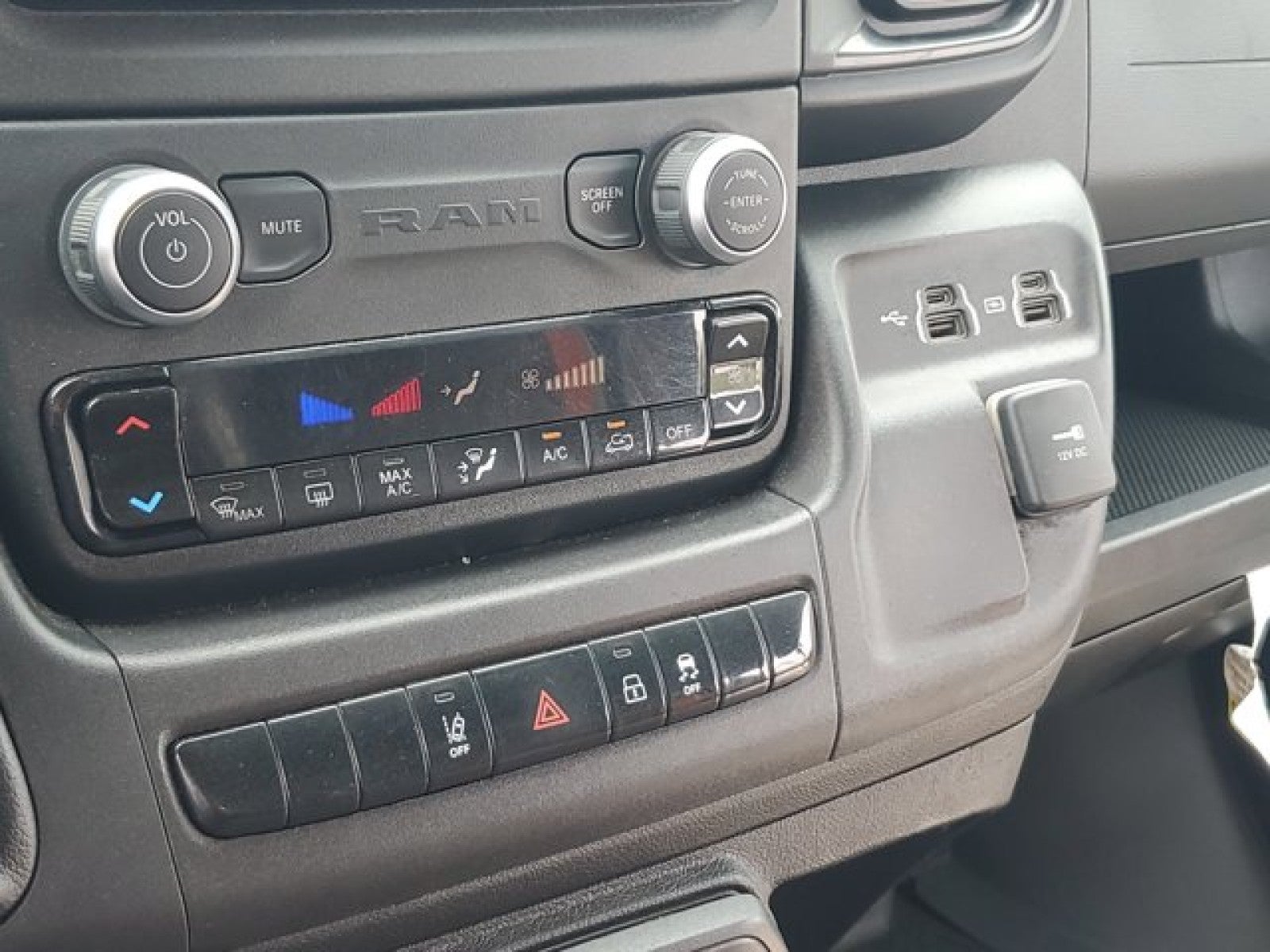 2022 RAM ProMaster Cutaway Base