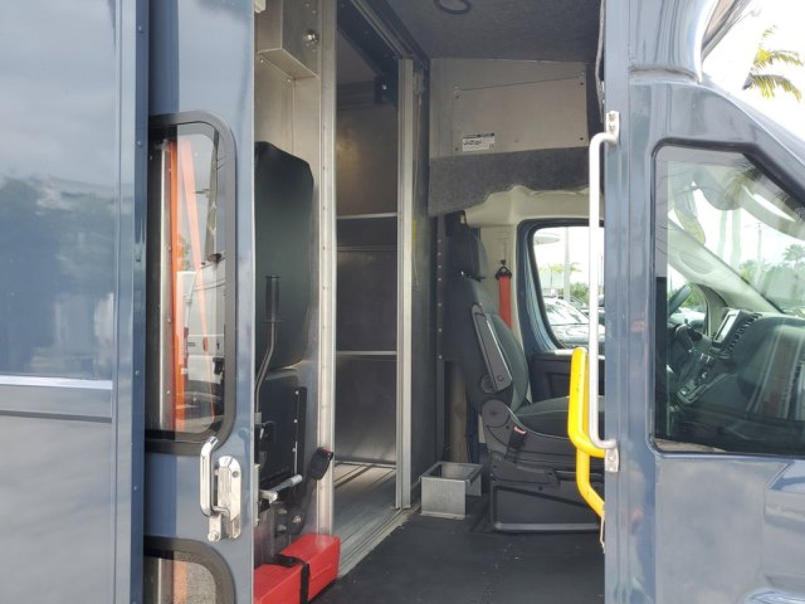 2022 RAM ProMaster Cutaway Base