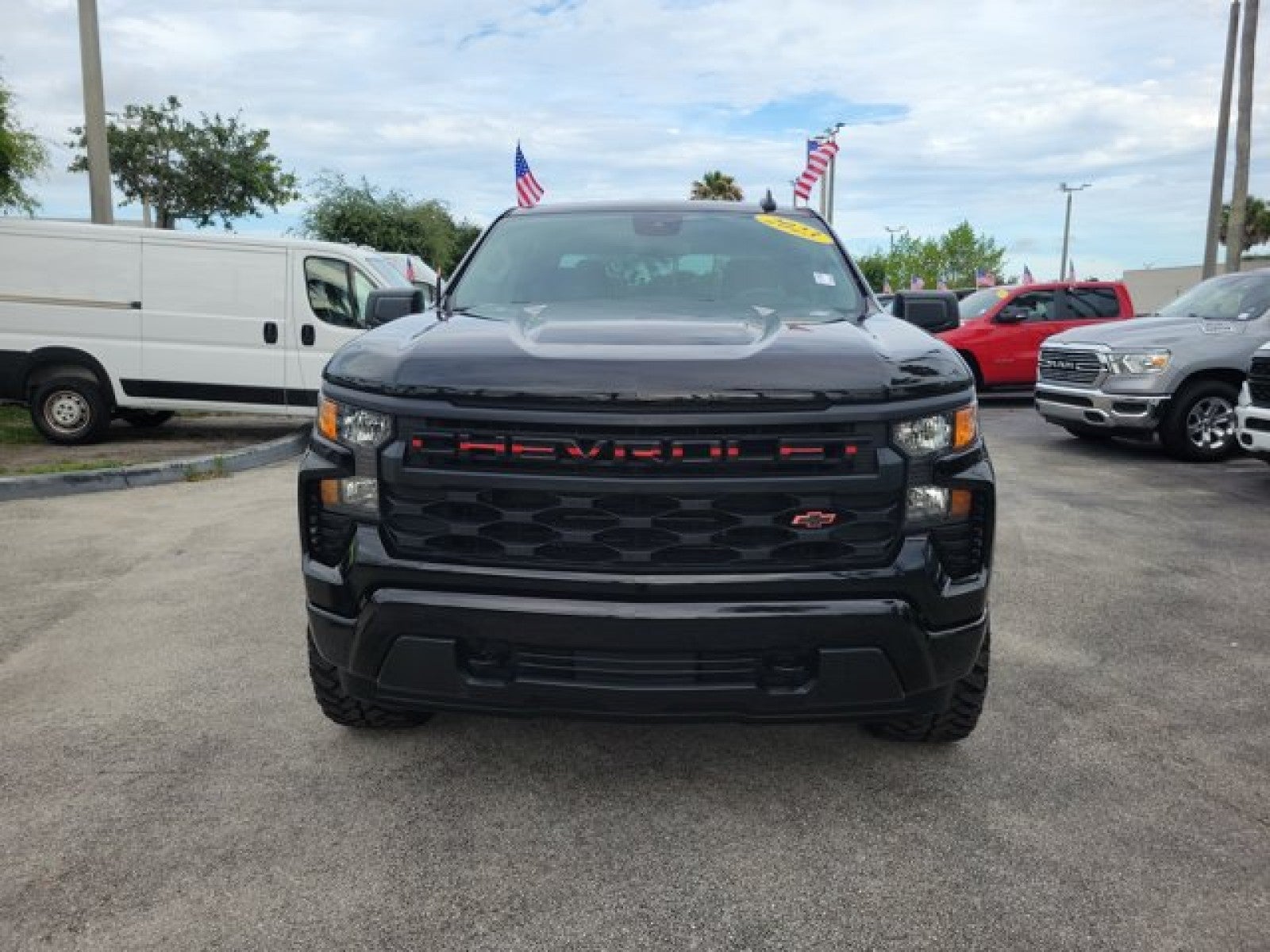 2023 Chevrolet Silverado 1500 Custom