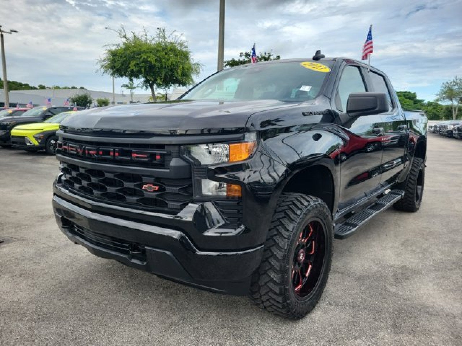 2023 Chevrolet Silverado 1500 Custom