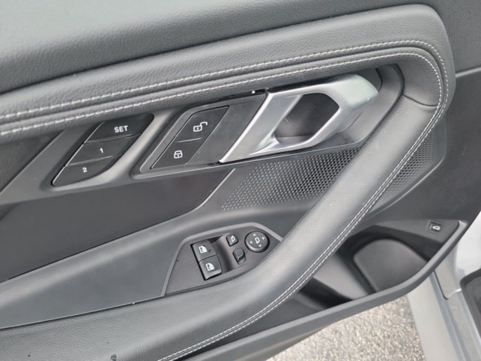 2025 BMW 2 Series 230i
