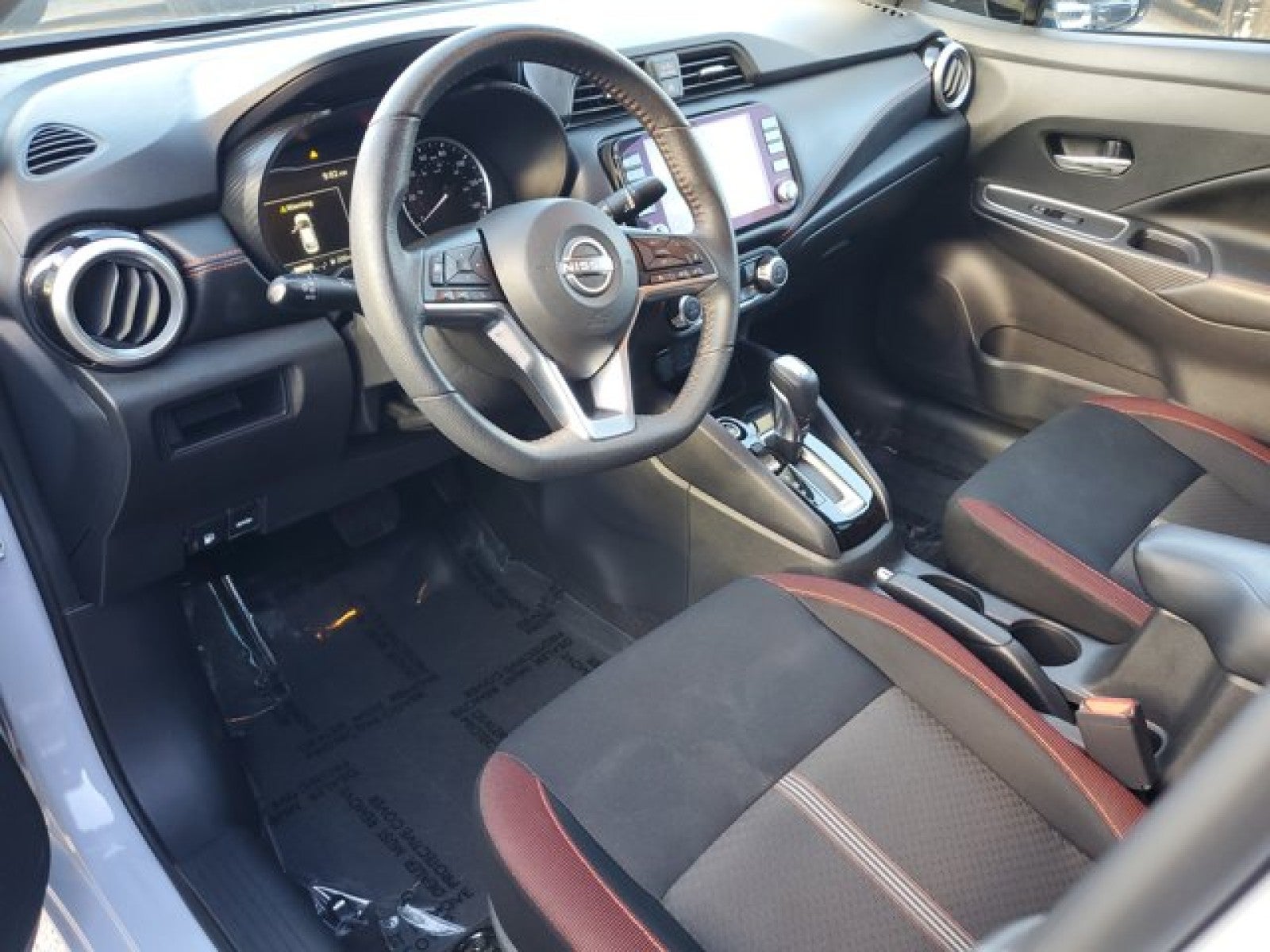 2024 Nissan Versa SR