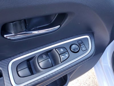 2024 Nissan Versa SR