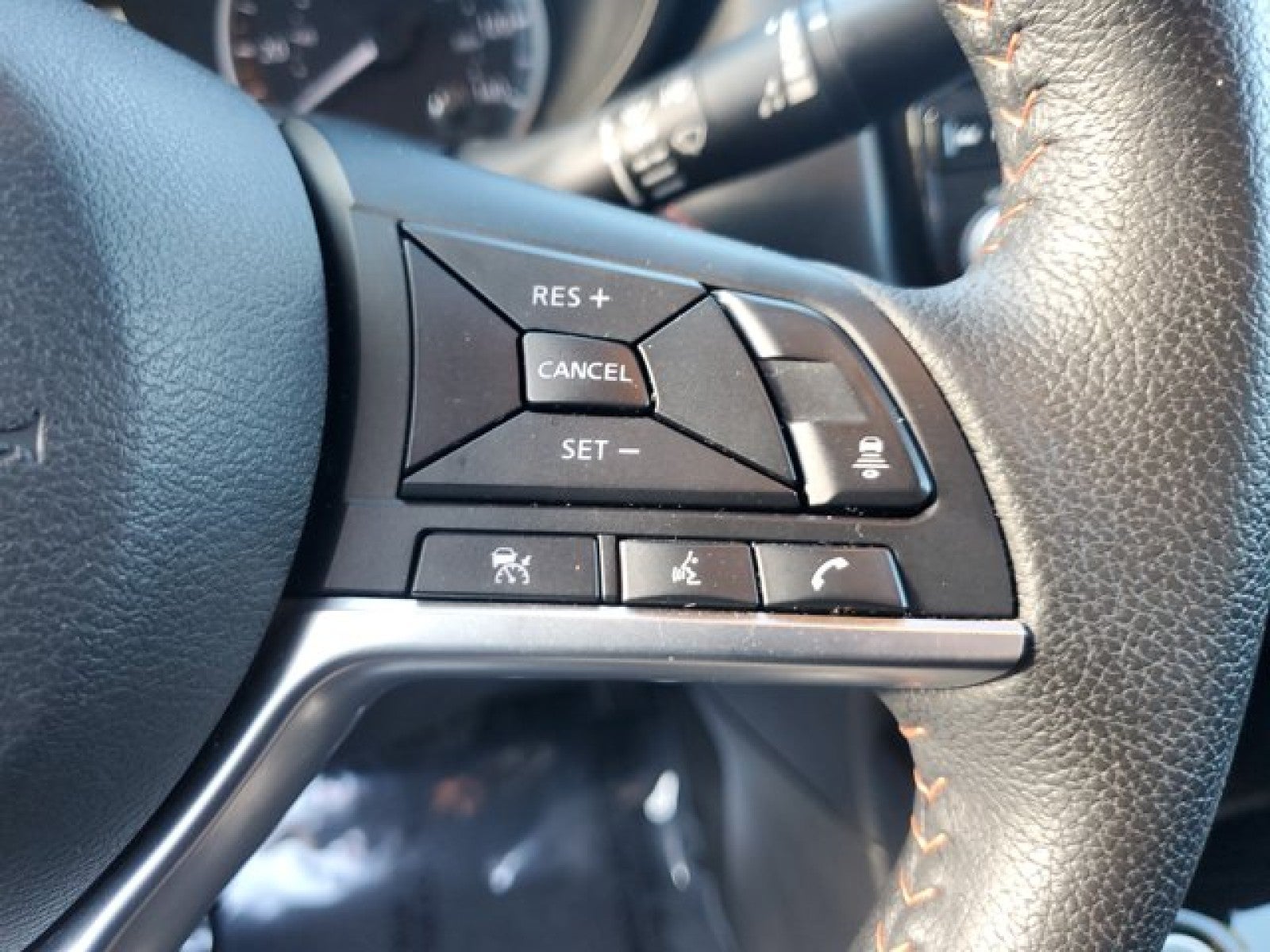 2024 Nissan Versa SR