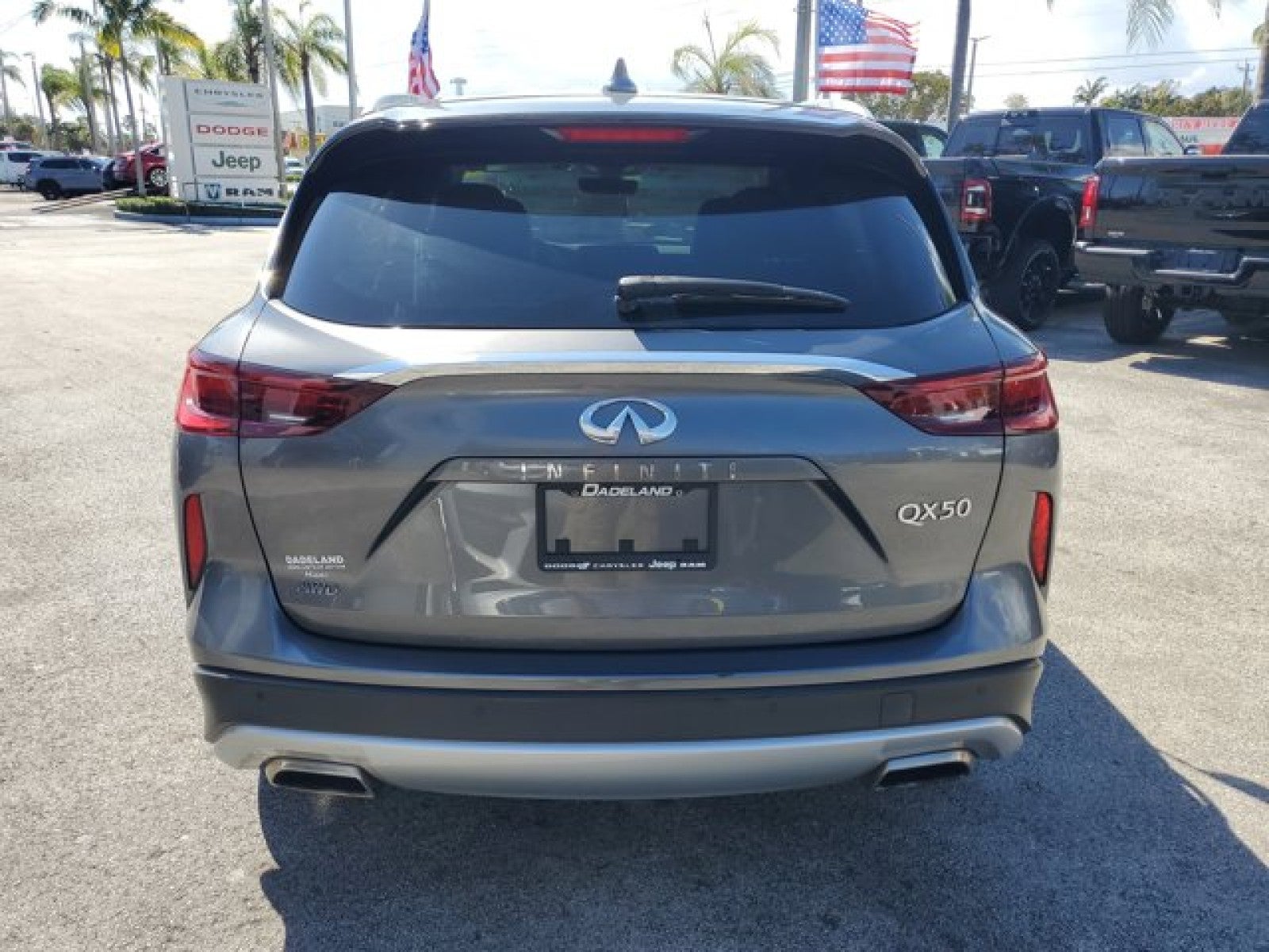 2023 INFINITI QX50 LUXE