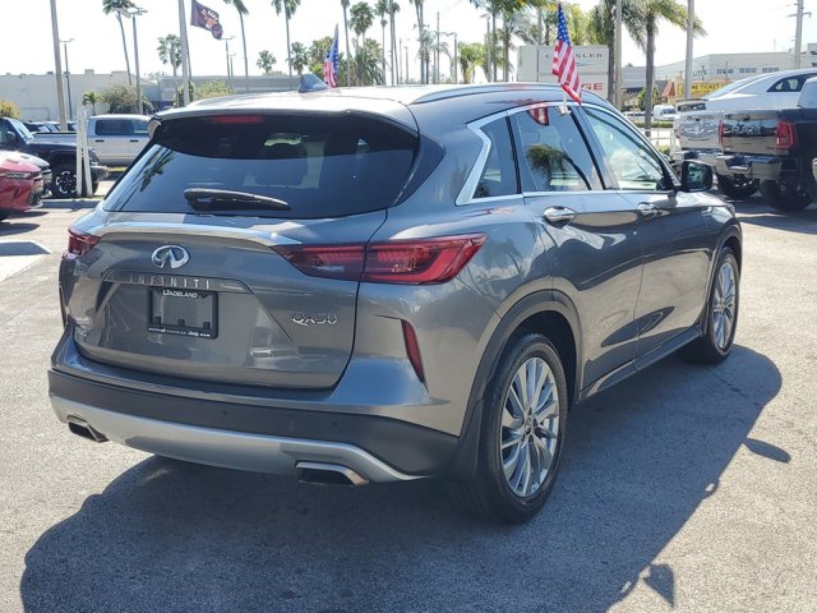 2023 INFINITI QX50 LUXE