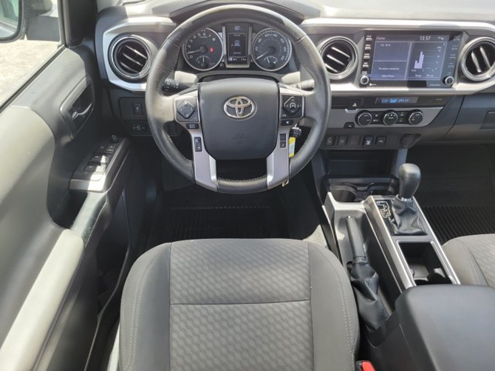 2022 Toyota Tacoma 2WD SR5