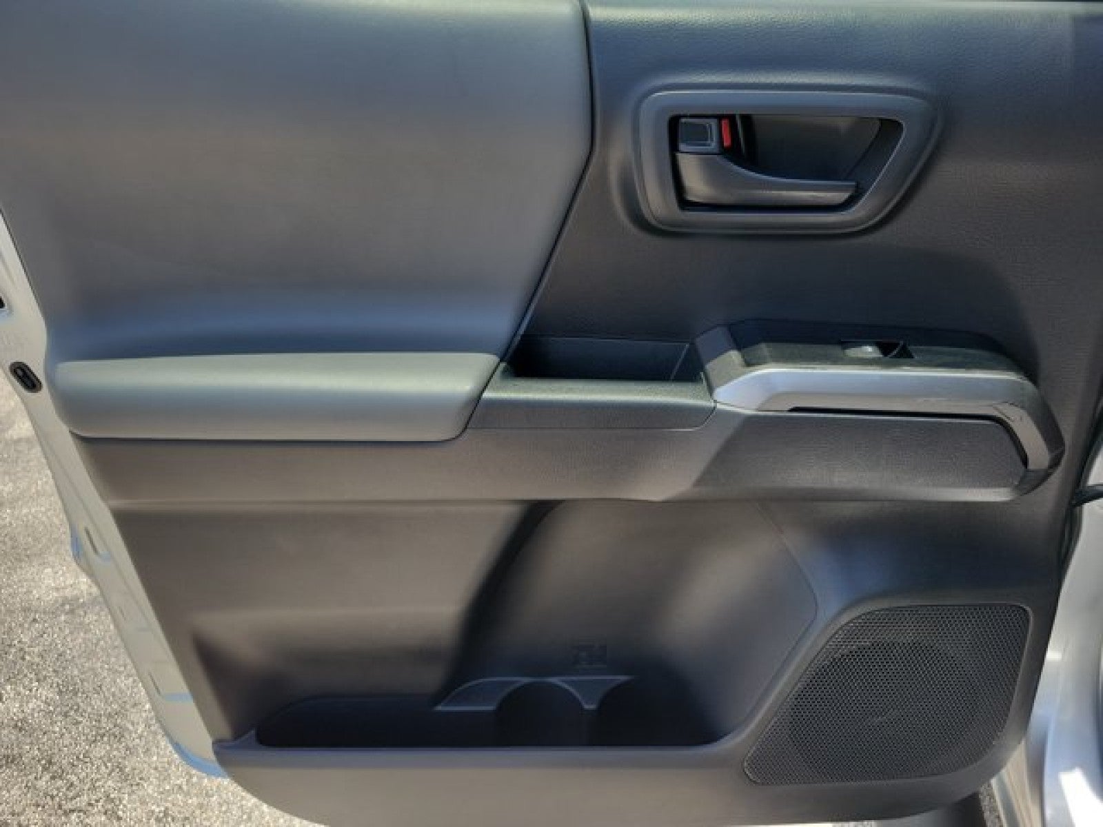 2022 Toyota Tacoma 2WD SR5