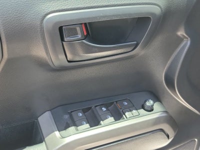 2022 Toyota Tacoma 2WD SR5