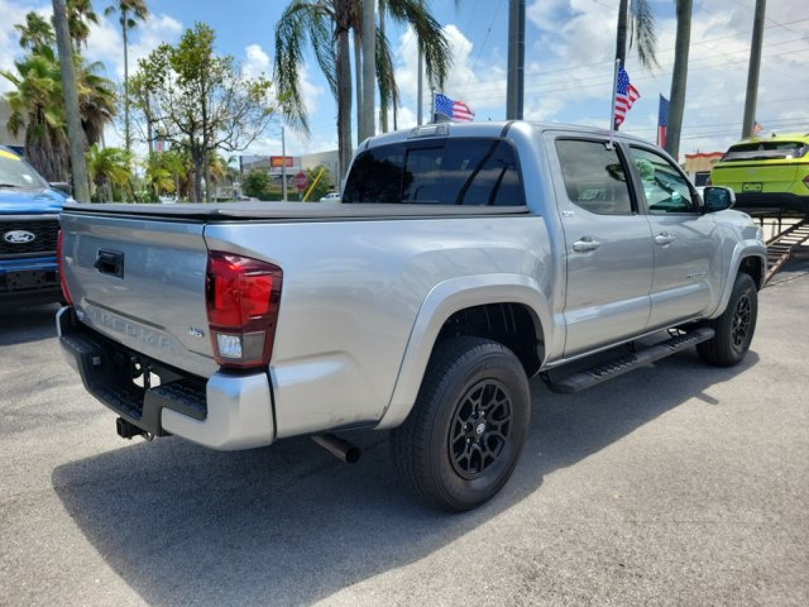 2022 Toyota Tacoma 2WD SR5