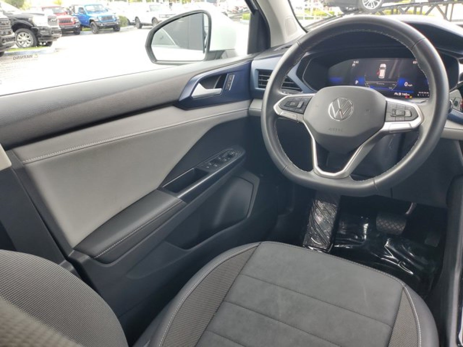 2024 Volkswagen Taos SE