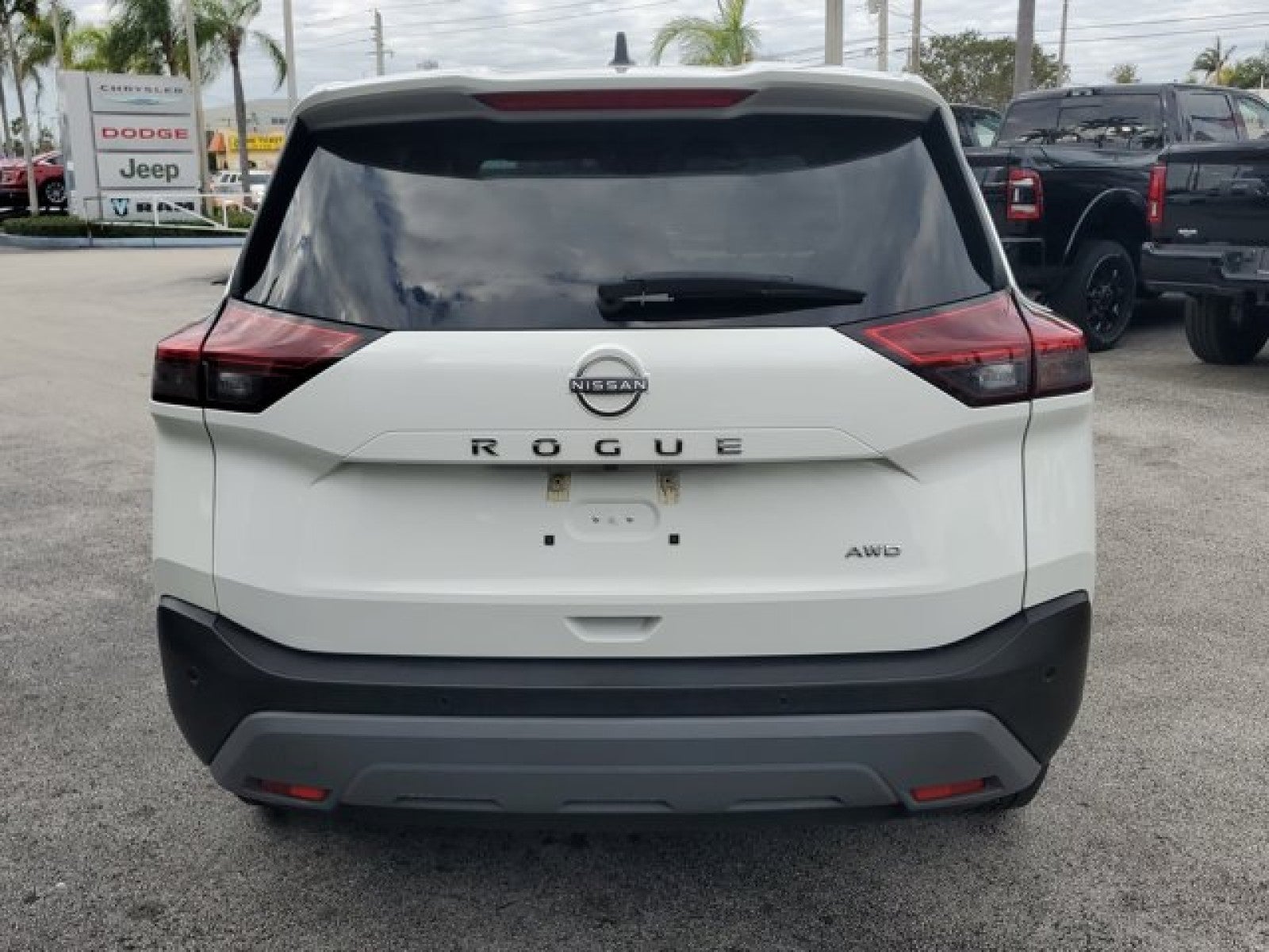 2023 Nissan Rogue S