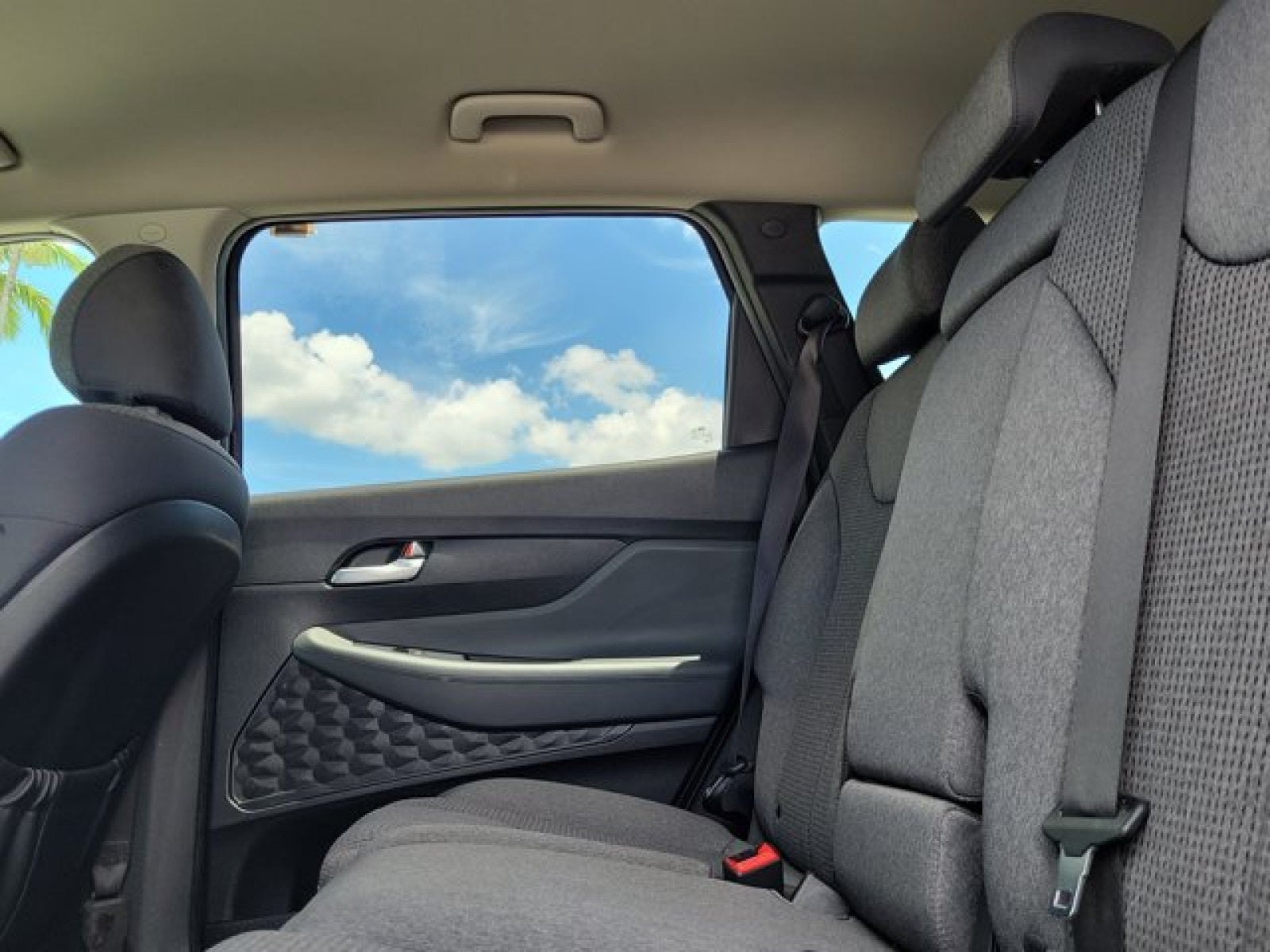 2023 Hyundai SANTA FE SE