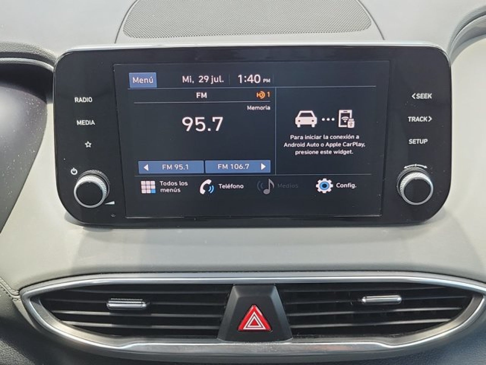 2023 Hyundai SANTA FE SE