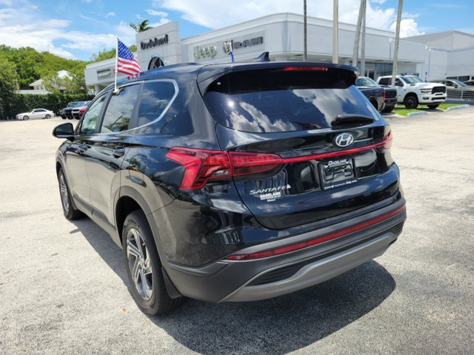 2023 Hyundai SANTA FE SE