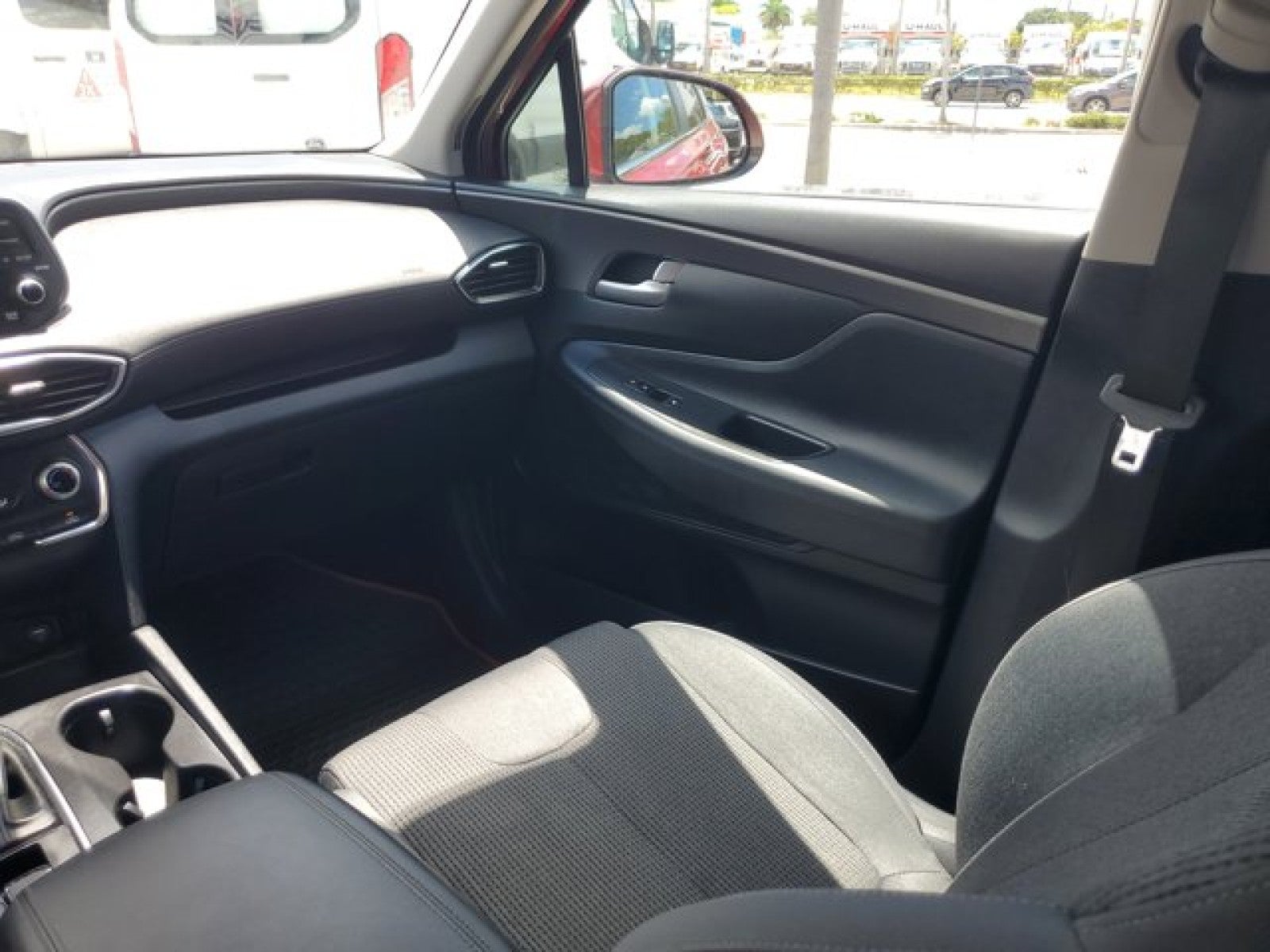 2019 Hyundai SANTA FE SE